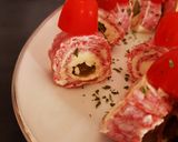 Une image de l'étape 3 de Bouchées de salami au fromage frais.