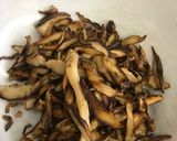 A picture of step 1 of Shrimp Shiitake Mushroom Quinoa.