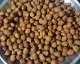 चटपटा चना चाट (Chatpata chana chaat recipe in hindi) रेसिपी चरण 1 फोटो