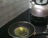 Foto langkah ke 3 dari resep Scramble Egg ala Mekdi.