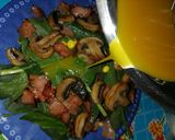 Foto del paso 5 de la receta: Ensalada de espinacas con tocino