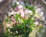 मूंग दाल के वेजी  पकोड़े (Moong Dal Veg Pakode Recipe In Hindi) रेसिपी चरण 3 फोटो