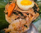 Foto langkah ke 17 dari resep Nasi Bakar Ayam Suwir.
