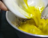 Foto langkah ke 4 dari resep 118. Muffin Cokelat Versi Panggang dan Versi Kukus.