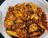 A picture of step 3 of Lotus stem pickle.