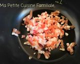 Une image de l'étape 2 de Velouté de pois-cassés et ses lardons grillés.