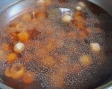 Hình bước làm 2 của món Chè sen nhãn hạt chia