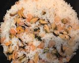 Foto del paso 2 de la receta: Arroz con choritos y camarones