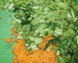 Foto del paso 1 de la receta: Tortilla de pencas de acelga y zanahoria