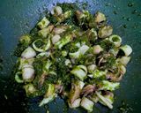Foto langkah ke 9 dari resep Sambal Cumi Cabe Hijau.