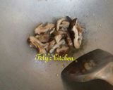 Foto langkah ke 6 dari resep Tumis pakcoy tahu jamur.