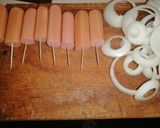 Foto del paso 2 de la receta: Aros de Cebolla y Frankfurter empanados