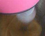 Foto del paso 1 de la receta: Budín de yogurt de frutilla
