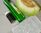 Foto langkah ke 1 dari resep Es melon serut selasih.