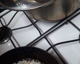 Foto del paso 3 de la receta: Frejol Canario con estofado de pollo y sarza criolla🇵🇪