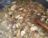 Gombás csirkés tészta recept fázis 5 fotója