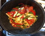 Foto del paso 1 de la receta: Bacalao a la plancha con timbal de verduras