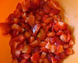 Foto del passaggio 1 della ricetta Semifreddo alle fragole🍓