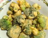 Foto langkah ke 6 dari resep Brokoli Goreng Renyah.