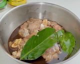 Foto langkah ke 3 dari resep Chicken Adobo Filipina 🍗.