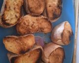 A picture of step 1 of Capirotada de Leche.