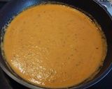 Foto del paso 3 de la receta Tagliatelle en salsa de sofrito con mejillones y gulas