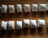 A picture of step 4 of Tukimi Dango (Moon Viewing Dumpling).