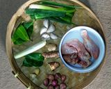 Foto langkah ke 1 dari resep Soto Ayam Sederhana.
