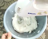 Foto langkah ke 2 dari resep Buttercream (Lembut,Kokoh Dan Tidak Menempel Di Lidah).