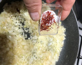 Foto del paso 4 de la receta: Suquet de rape con espárragos y huevos en lékué