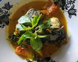 Foto langkah ke 7 dari resep Ikan Patin Bumbu Kuning Kemangi  Pedas.