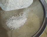 Foto del paso 2 de la receta: Bizcocho integral de yogurt, avellanas,coco y nueces🍰