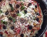 A picture of step 9 of Double stuffed pizza.