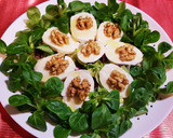 Foto del paso 3 de la receta: Ensalada de canónigos, mozzarella de búfala y nueces