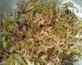 Foto del paso 4 de la receta: Cubos de berenjena en salsa y salteado de col..