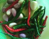 Foto langkah ke 1 dari resep Tumis Cuwik Kemangi.