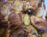 صورة لخطوة 6 من وصفة صينية الدجاج بالبطاطس في الفرن بتتبيلة لذيذة 🥔🥔🍗🍗