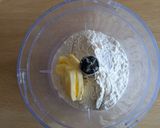 A picture of step 2 of Rosemary Sea Salt Crackers.