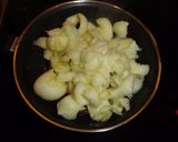 Foto del paso 2 de la receta Calabacín relleno de setas y huevo revuelto
