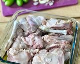 Foto langkah ke 1 dari resep Garang Asem Ayam Kampung.