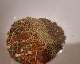 Foto del paso 2 de la receta: Pechito de cerdo con hierbas al limón