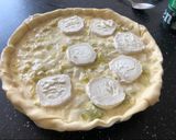 Foto del paso 4 de la receta: Quiche de poireaux (tartaleta de puerros)