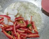 A picture of step 3 of Schezwan Udon Noodles.