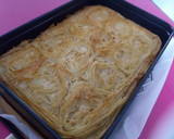 Foto del paso 4 de la receta: Tarta de masa filo con flan de turrón