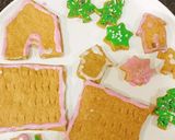 A picture of step 9 of Gingerbread House.