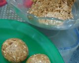 A picture of step 2 of Biscuit pops.