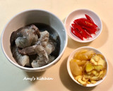 芹菜炒蝦仁 / 簡單年菜 / 家常菜的食譜步驟1照片