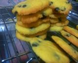 Foto langkah ke 6 dari resep Cookies Vanilla chocochip.
