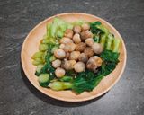 Hình bước làm 4 của món Cải thìa & nấm xốt dầu hào