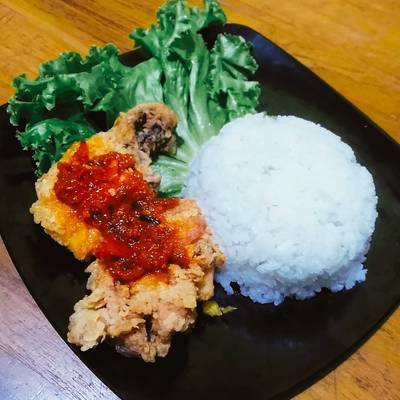 Resep Ayam Geprek Sambel Tomat Yang Menggoda Selera Serta Gampang Dibuat Xresep Co